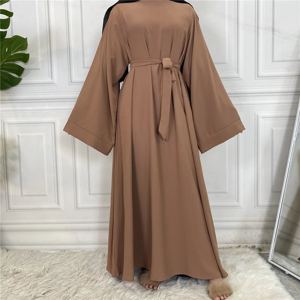 Abaya cintrée classique